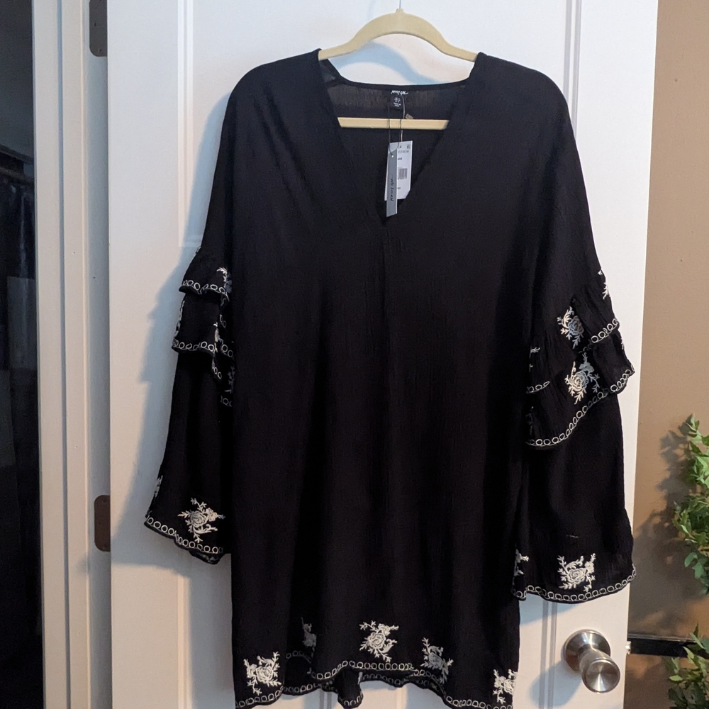 Brand New Nasty Girl Crinkle Embroidered Ruffle Black Tunic. Plus Size.
